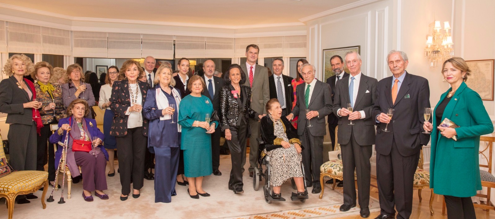 Sonsoles Diez de Rivera y De Icaza, condecorada Miembro Honorario de la Orden del Imperio Sonsoles Diez de Rivera y De Icaza, condecorada Miembro Honorario de la Orden del Imperio